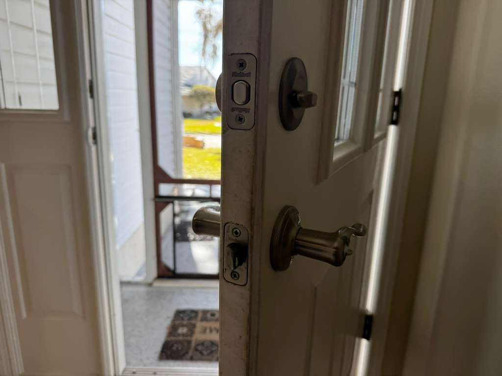 Broken Key Extraction in Belleview, FL — Locksmith Enforcement