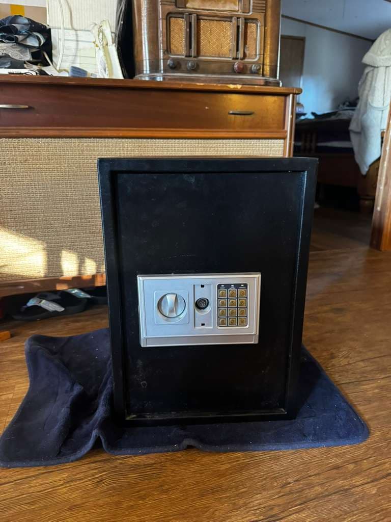 Mailbox Lock Replacement in Belleview, FL — Locksmith Enforcement