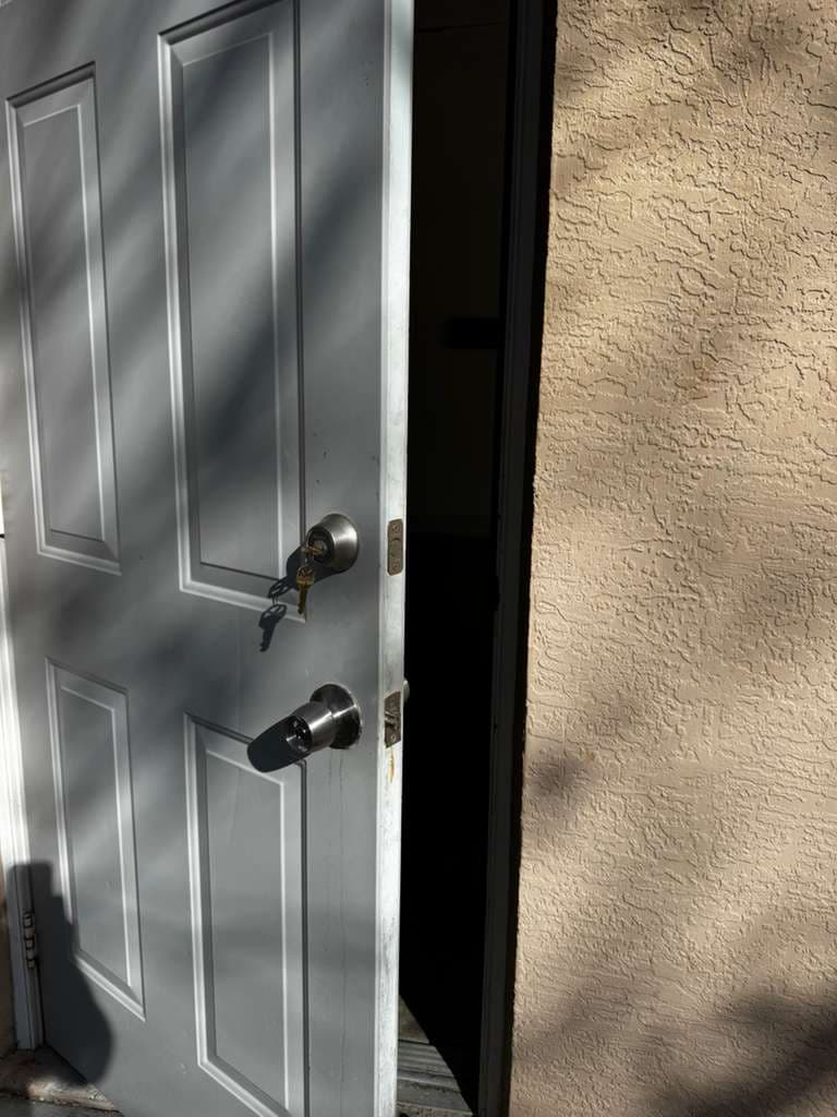 Kwikset Lock Install in Ocala, FL — Locksmith Enforcement